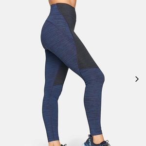 Outdoor Voices techsweat leggings 7/8 two tone